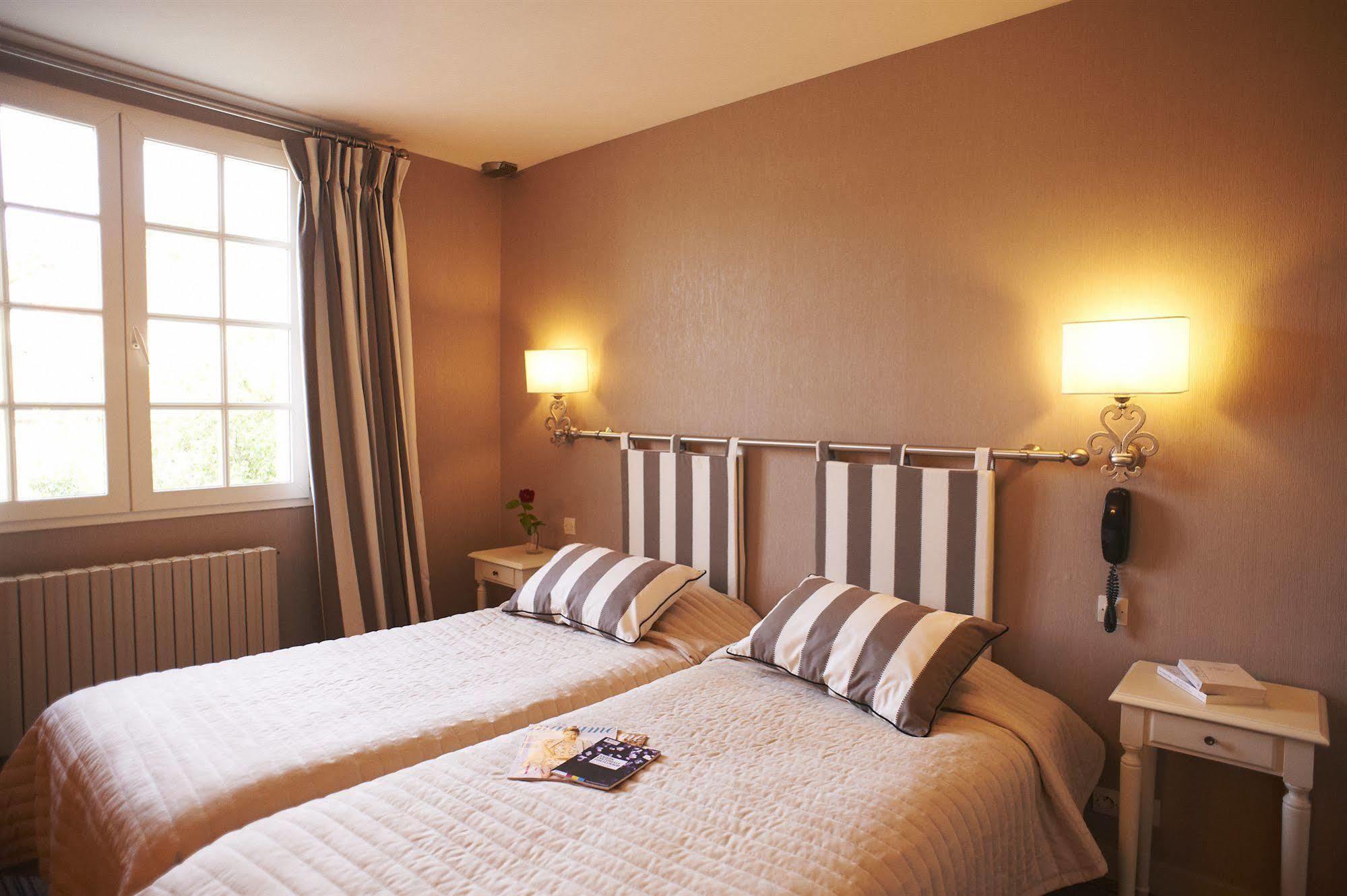 Hotel Spa Le Relais Du Bellay Montreuil-Bellay Eksteriør bilde
